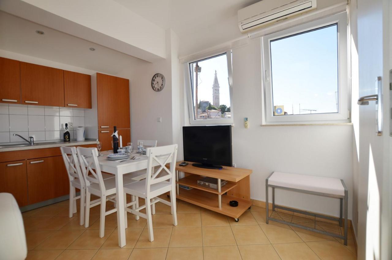 Peter Apartment Ровинь Экстерьер фото